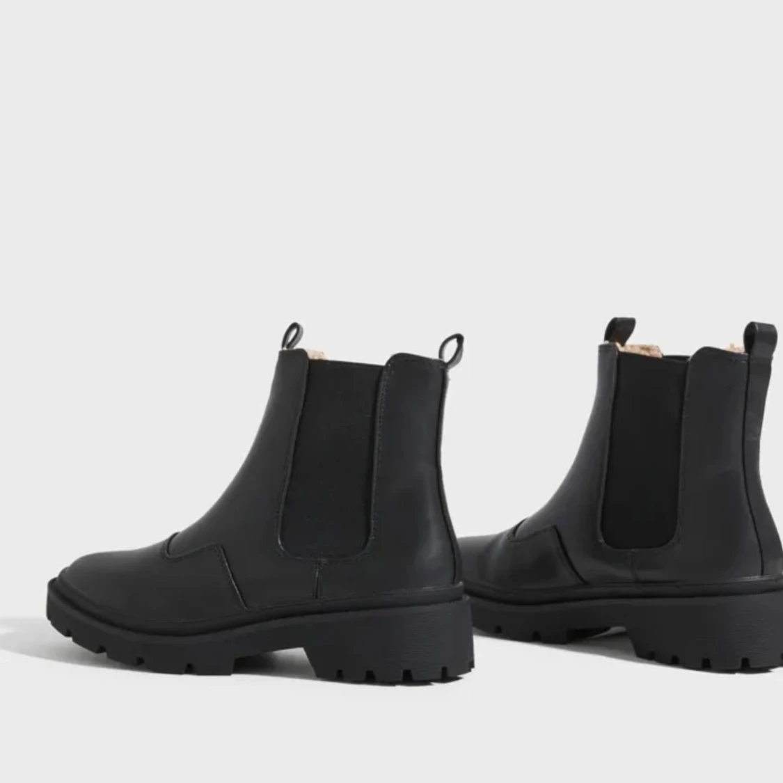 Svarta fodrade  boots - 1