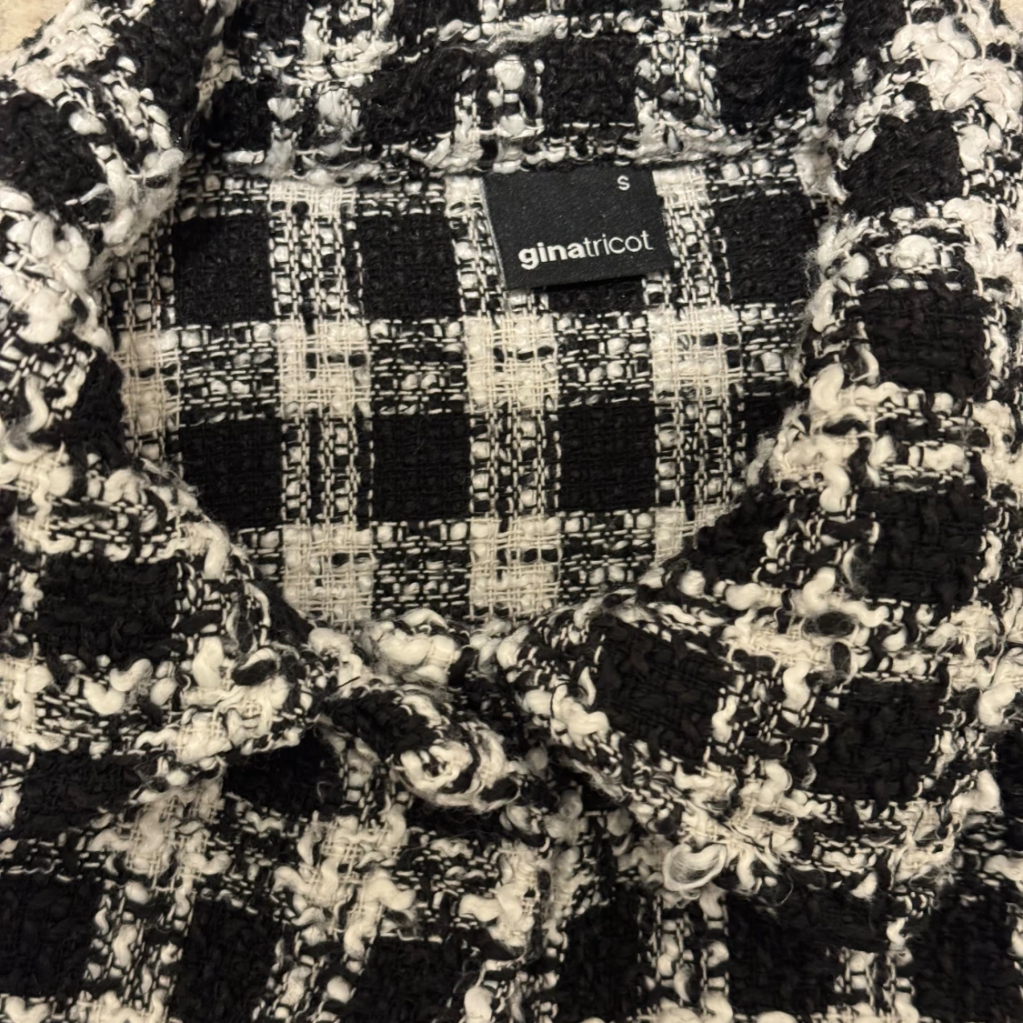 Matchande set kavaj och kjol - 3