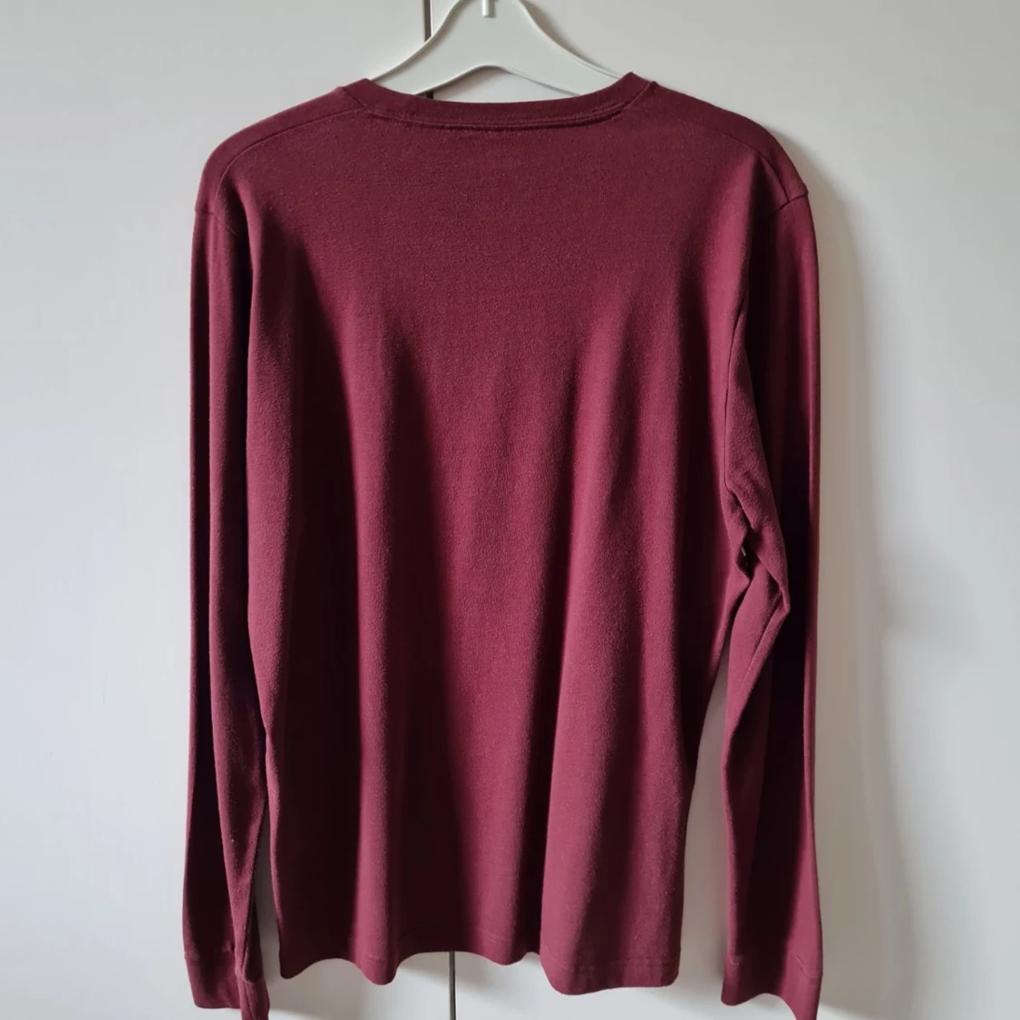 Vinröd långärmad tröja Hollister strl S - 1