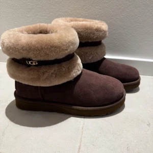 UGG - Nya uggs i storlek 37. Använda en gång ute. 