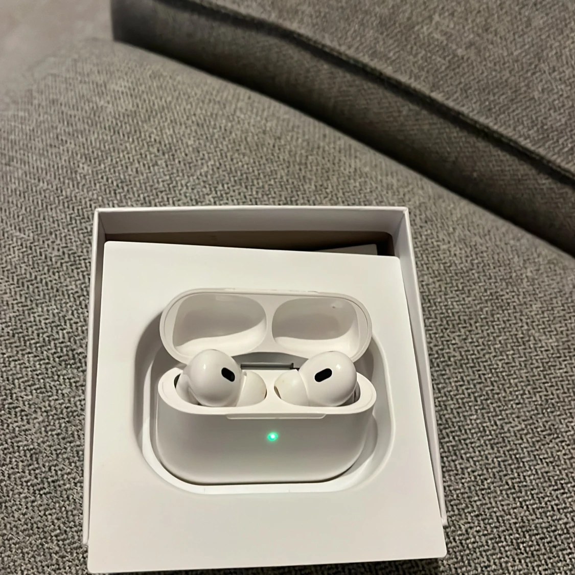 AirPods Pro - 1