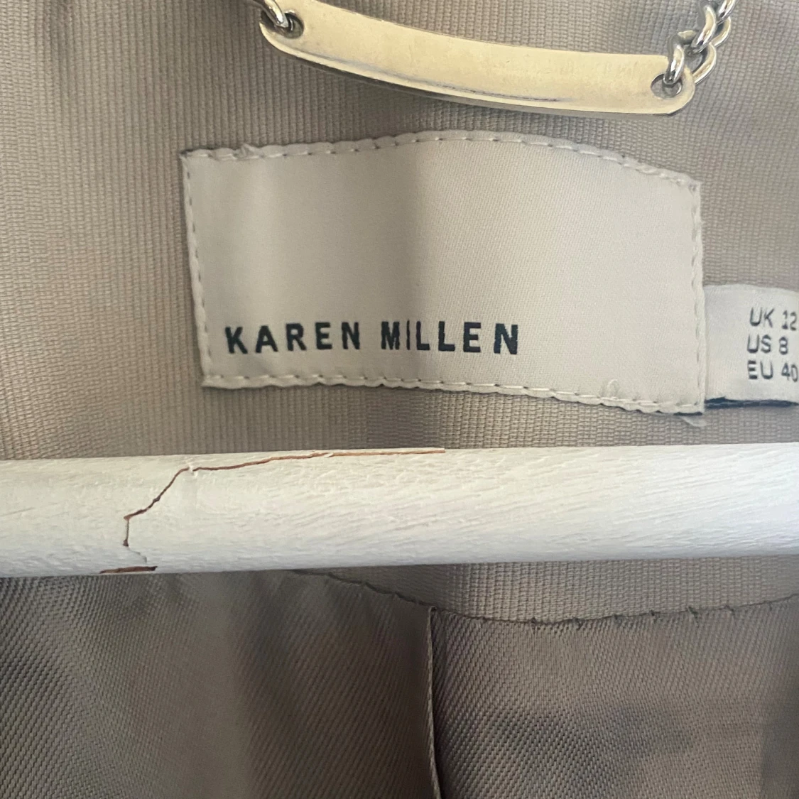 Beige trenchcoat från Karen Millen - 2