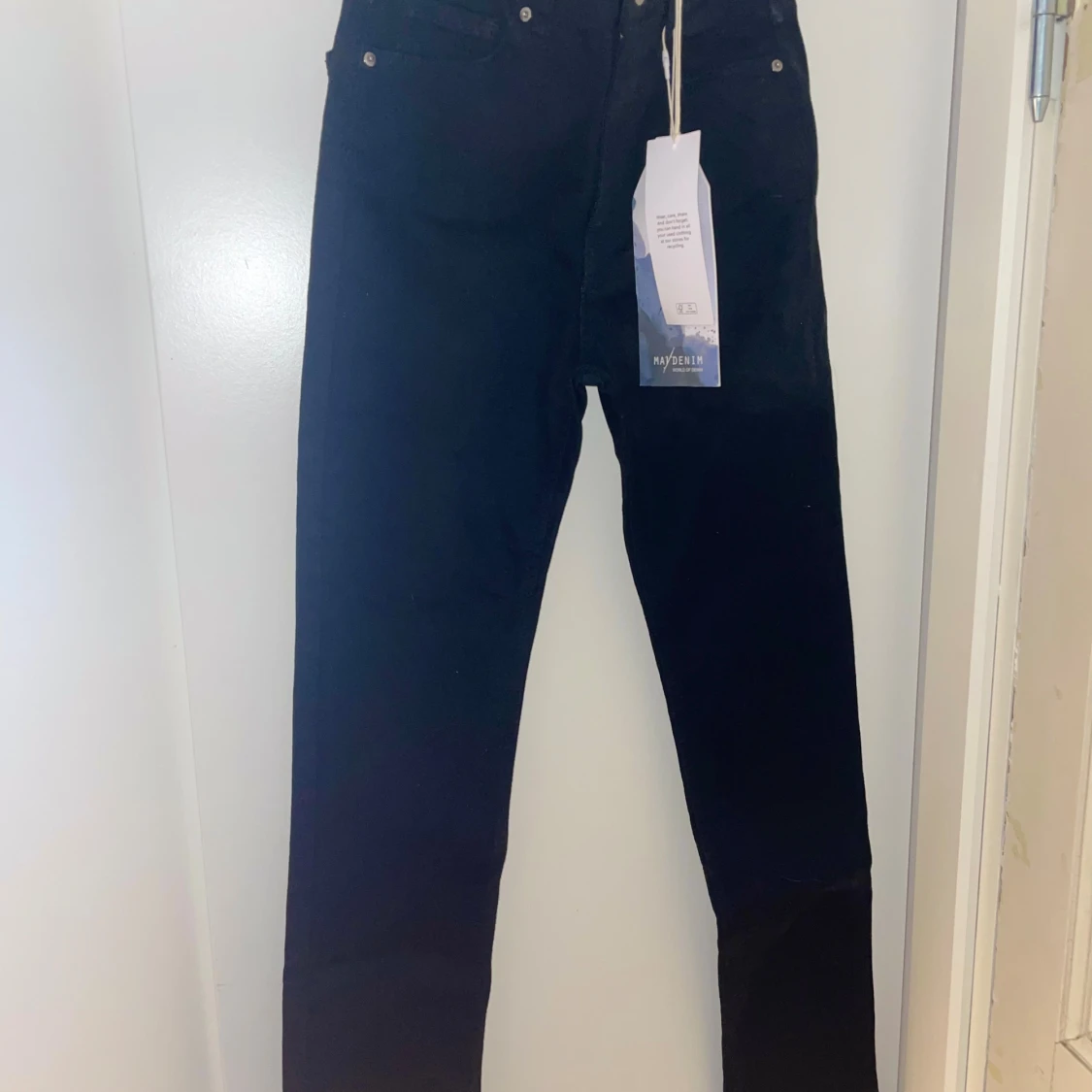 Svarta slim bootcut jeans från g perfect