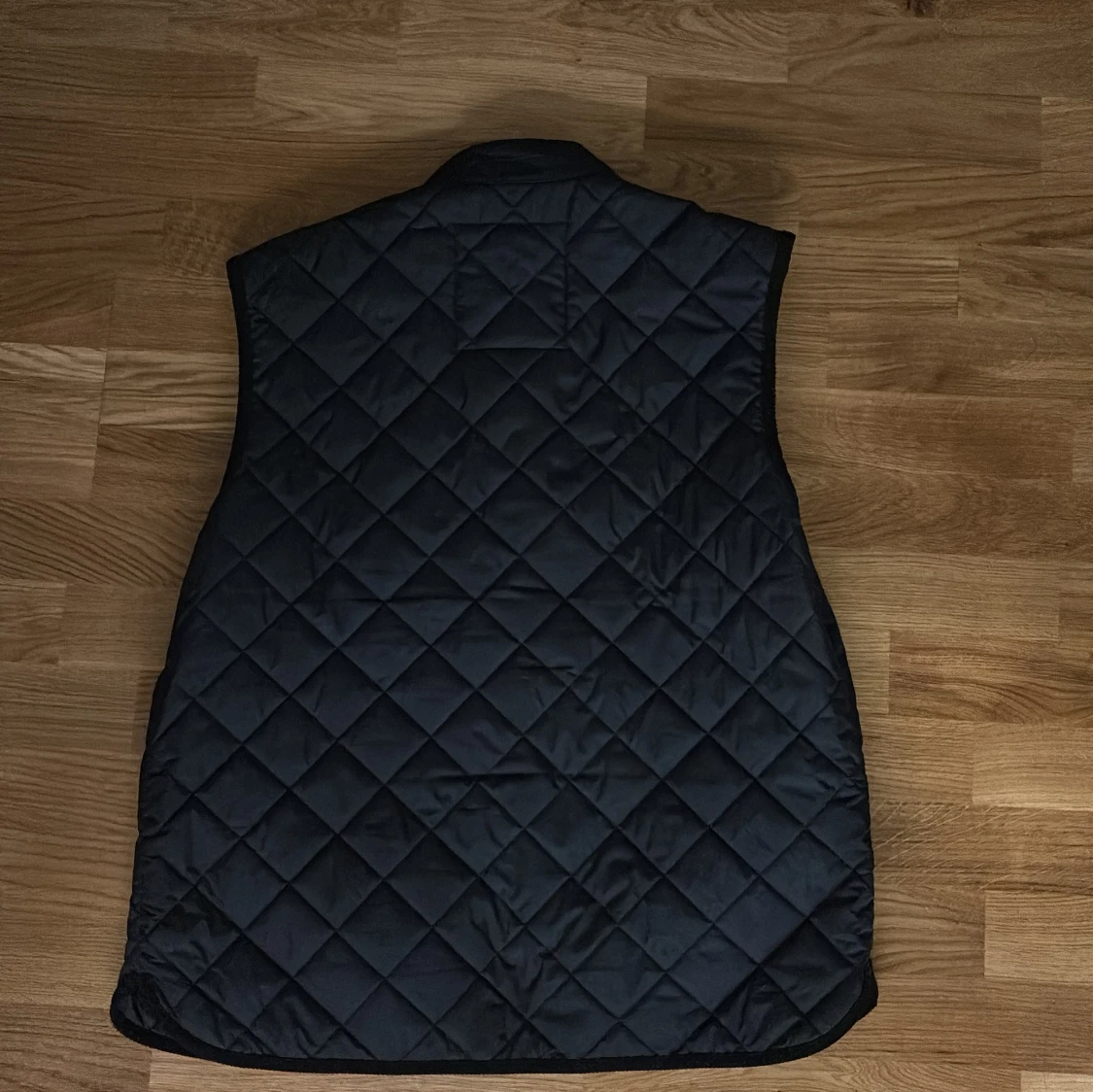 Svart quiltad väst från Morris - 1