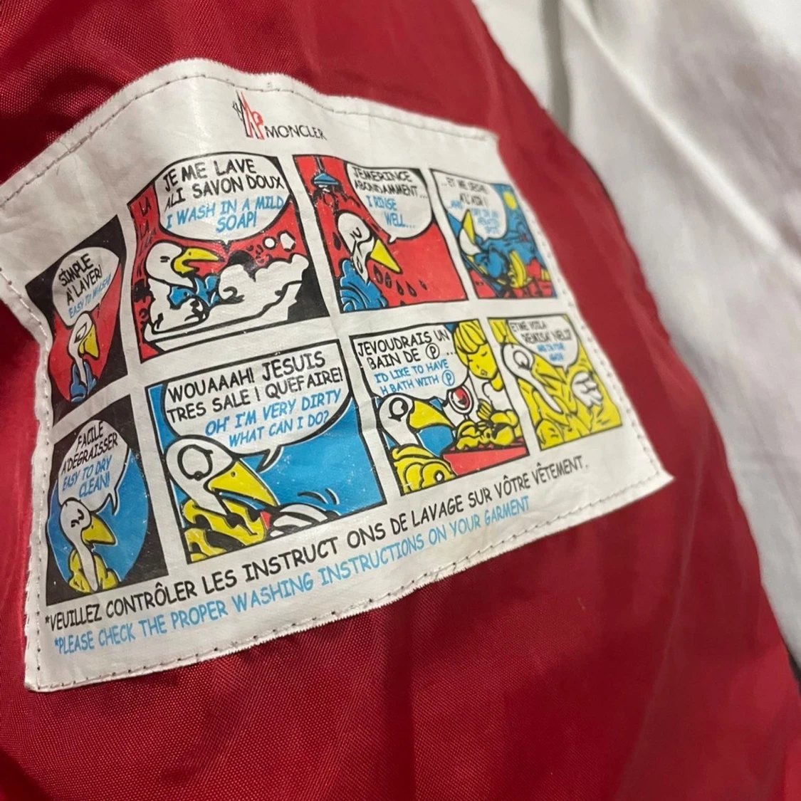 Röd pufferjacka från Moncler - 3