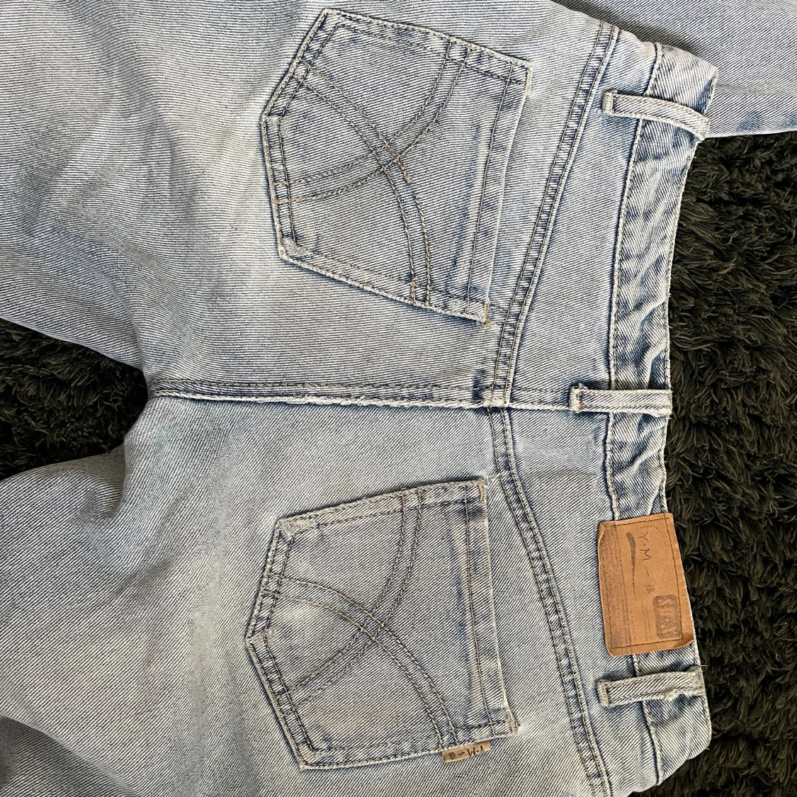 Ljusblå bootcut jeans - 2