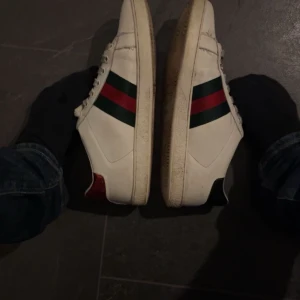  skor  - Riktigt fräscha skor och bra skick 