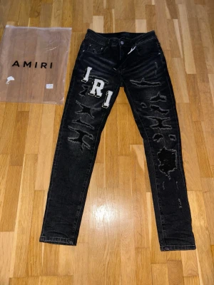 Amiri jeans - Amiri jeans. Storlek 28, 750kr
