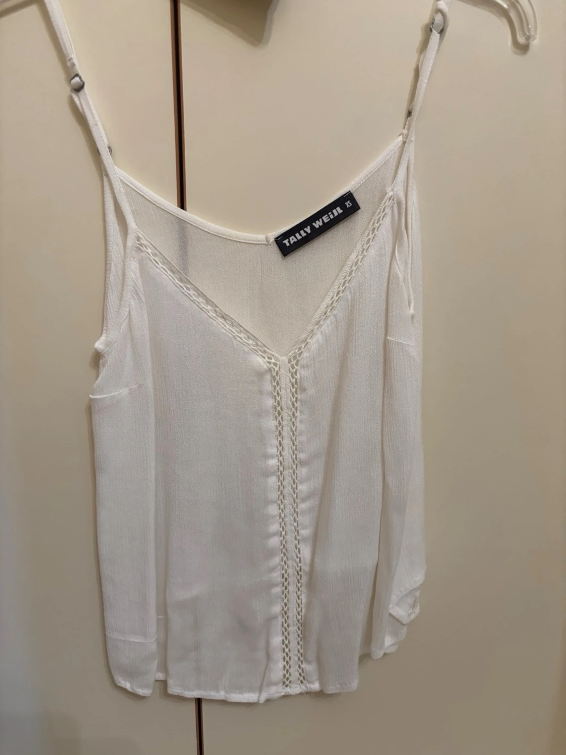 Vit linnetopp från Tally Weijl - 2