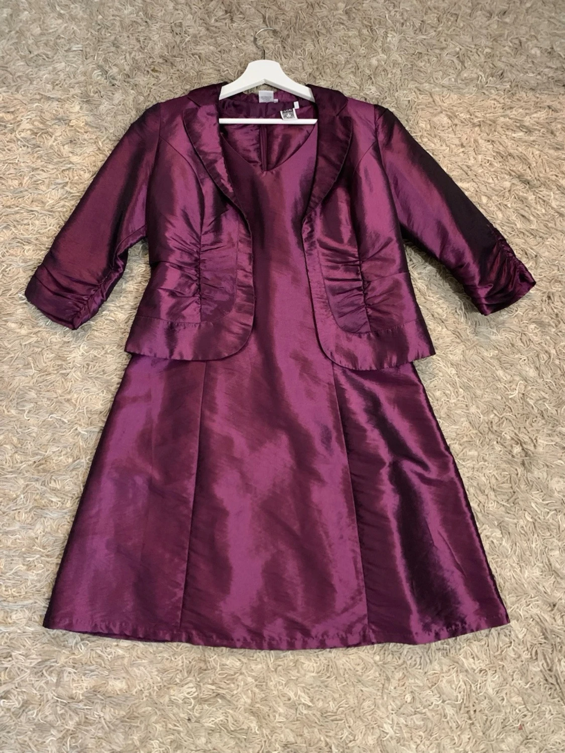 Lila långklänning med matchande kavaj - 2