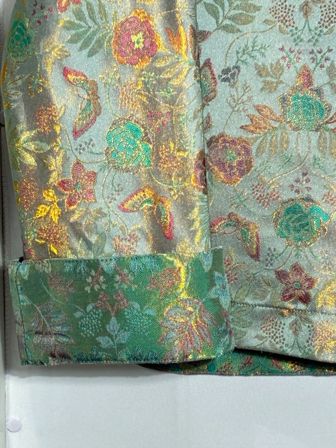 Silkesjacka i 100 % siden – konstnärligt mönster  - 2