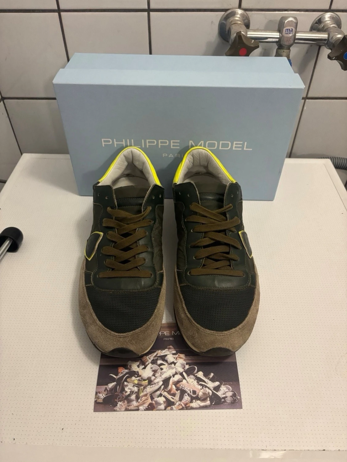 Philippe Model sneakers med gula detaljer - 4