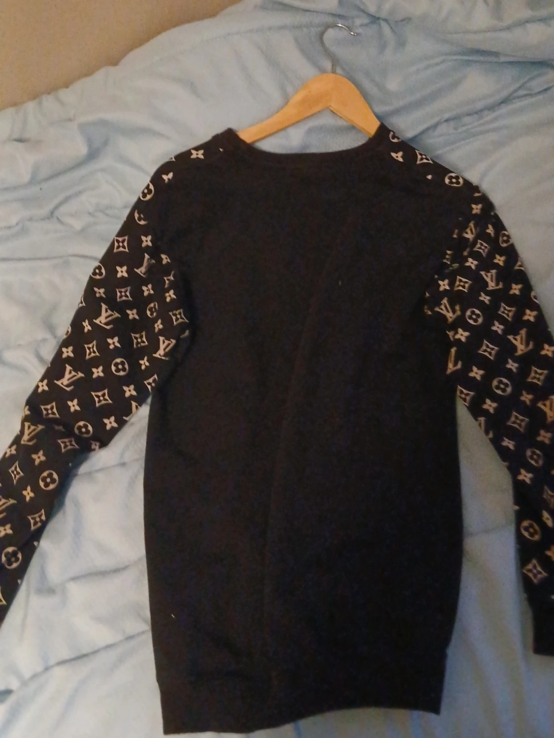 Louis Vuitton svart monogramtröja - 2