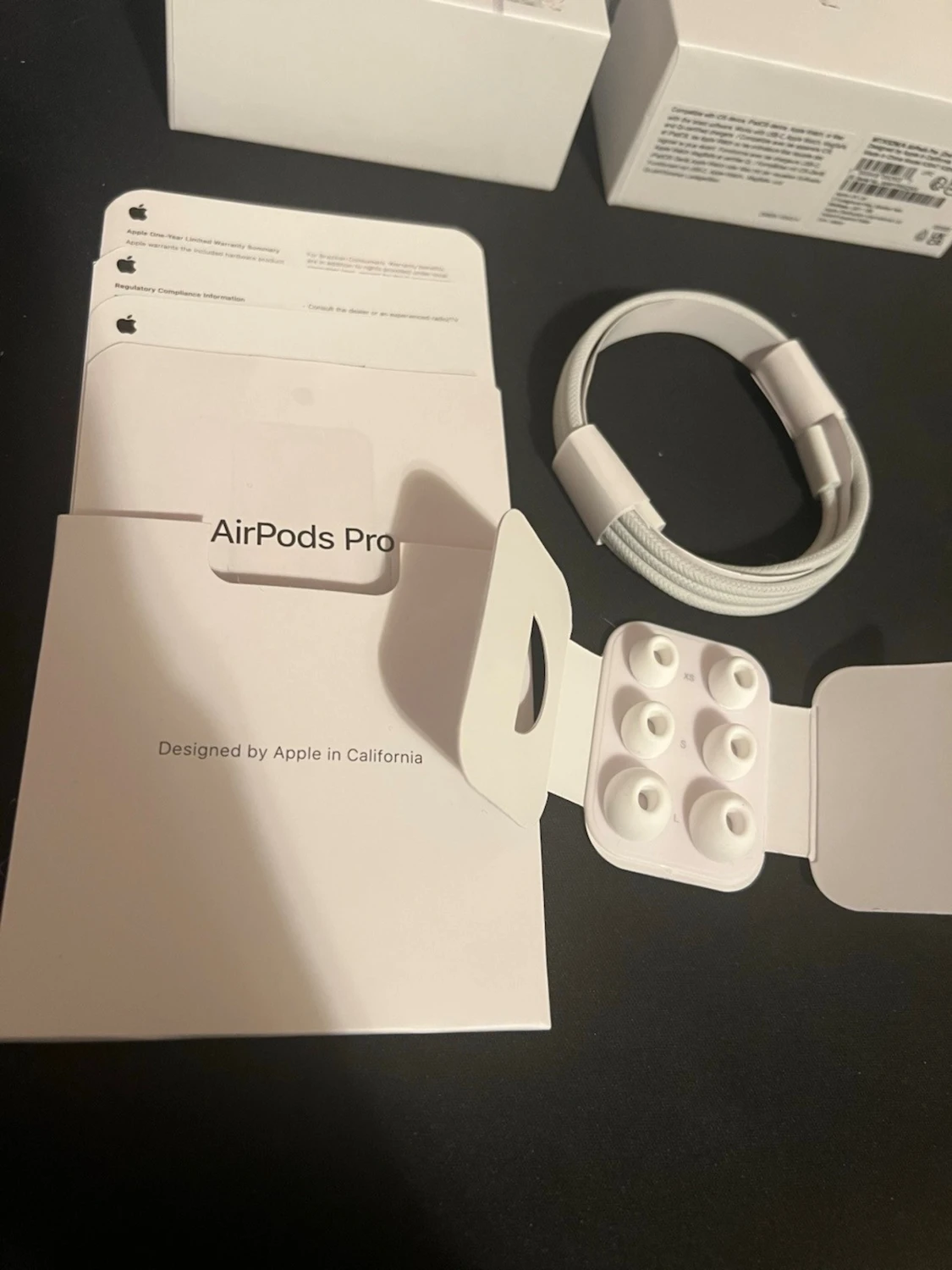 Apple AirPods Pro trådlösa hörlurar - 3
