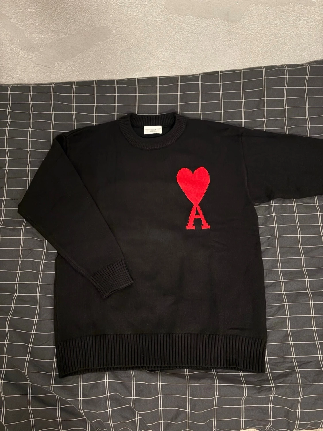 Svart stickad tröja från Ami Paris - 3