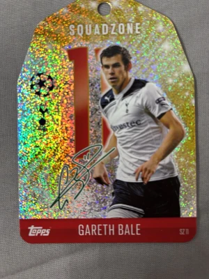 Match Attax Squadzone Gareth Bale kort - Säljer ett exklusivt Match Attax Squadzone samlarkort från Topps med Gareth Bale, nummer 11. Kortet har holografisk yta och tryckt autograf. Perfekt för dig som samlar på fotbollskort eller gillar Champions League och Europa League. Köparen står för frakten.