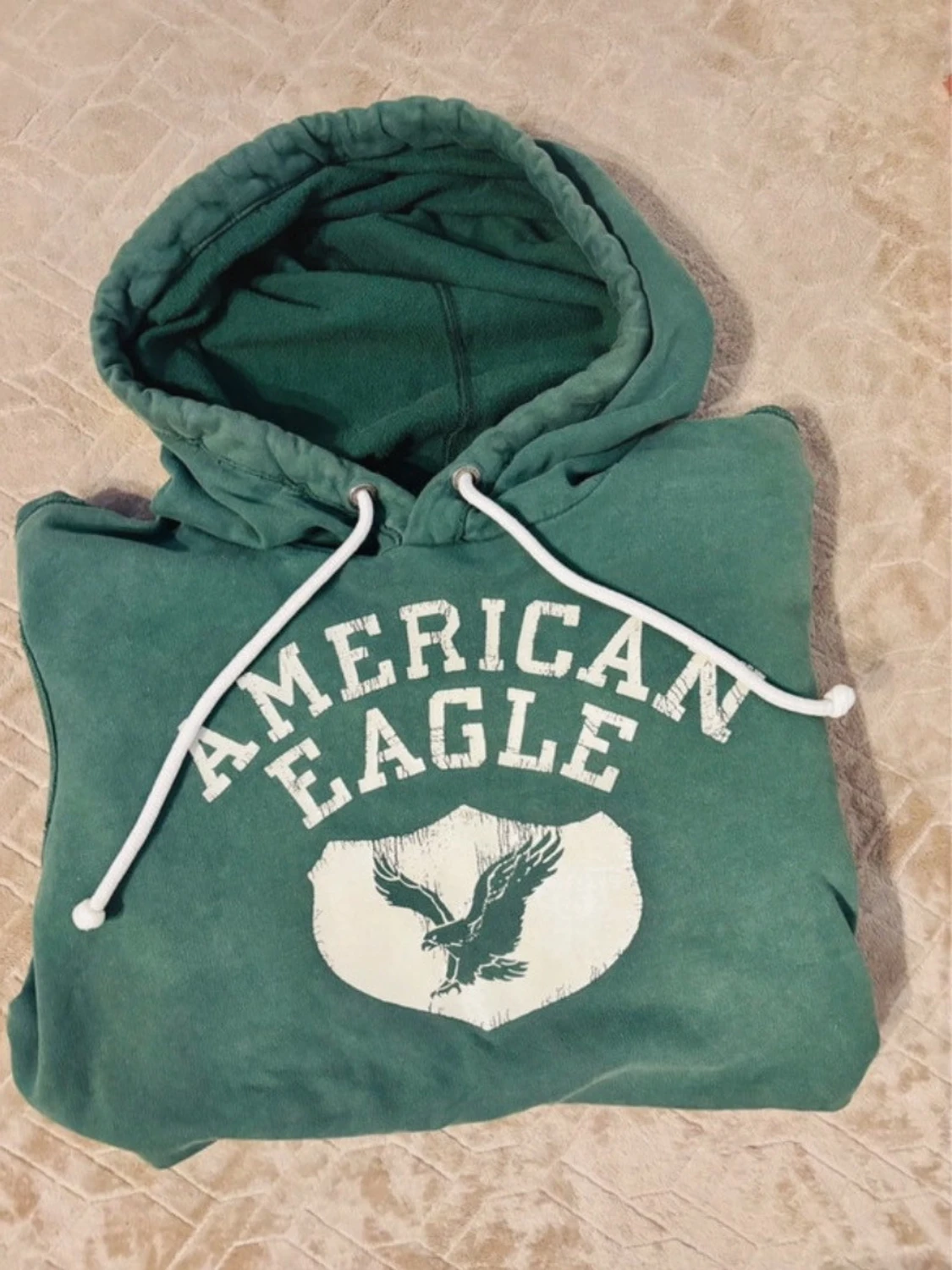 Grön hoodie från American Eagle