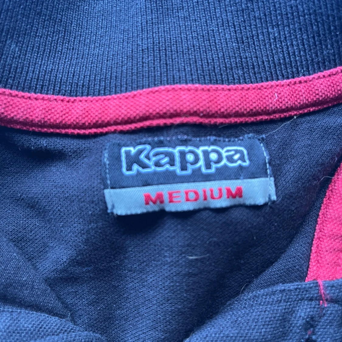 Svart pikétröja från Kappa M - 2