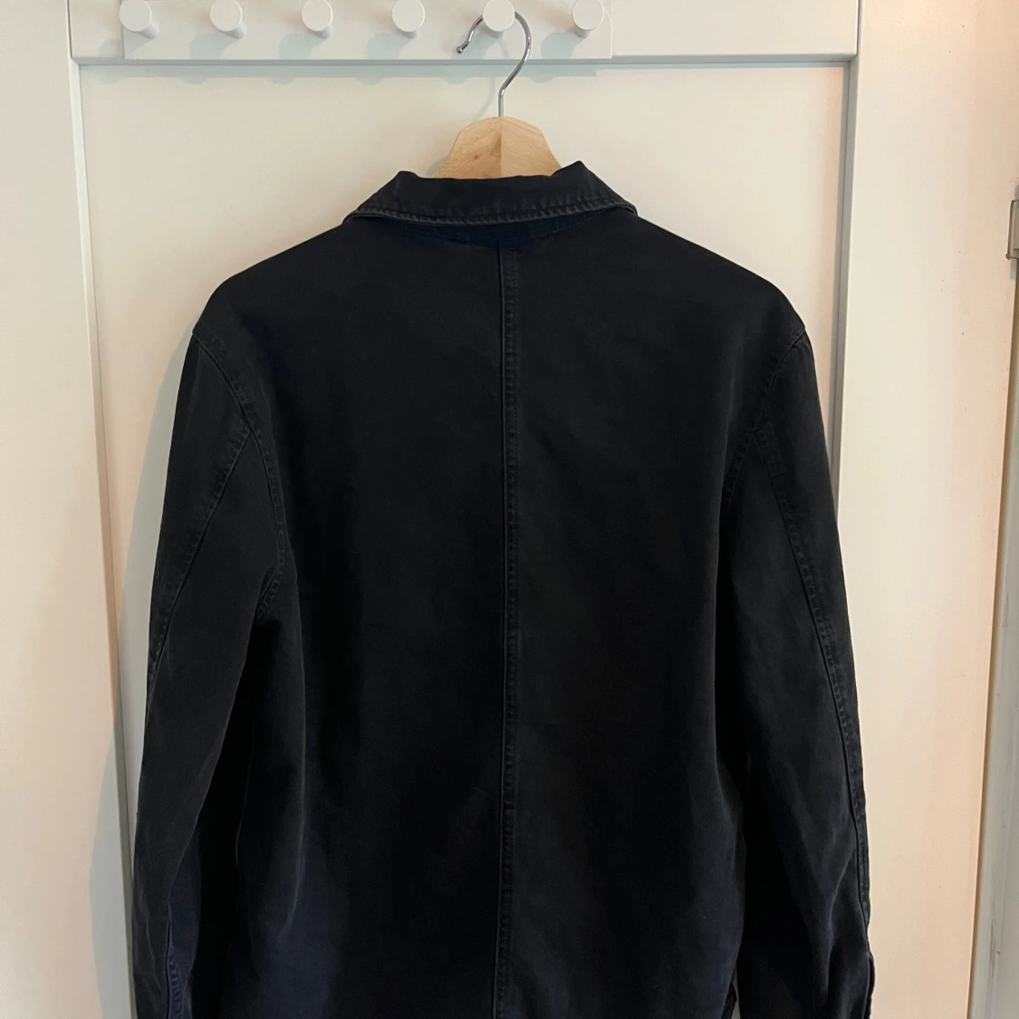 Svart overshirt från Weekday - 1