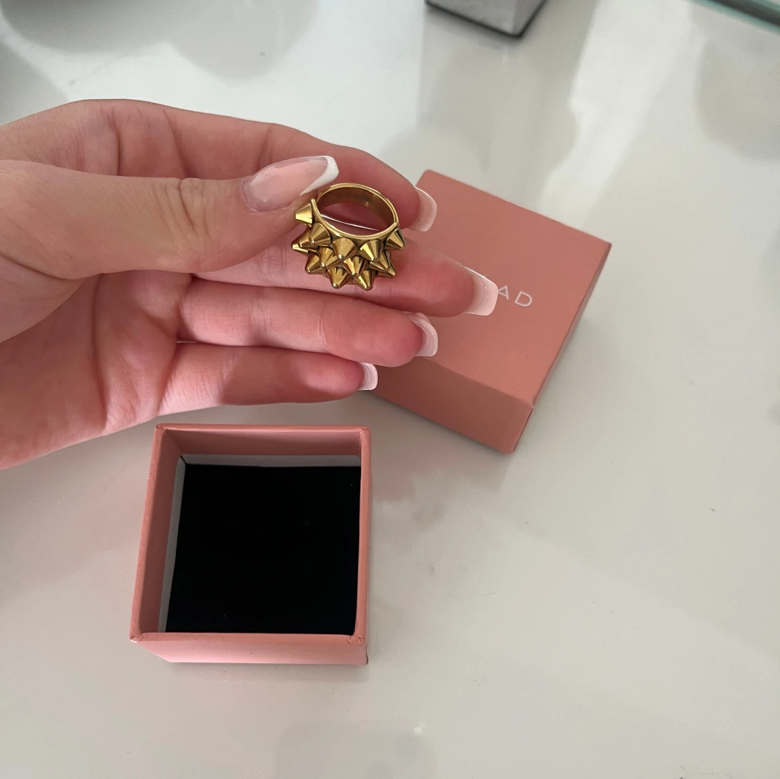 Edblad ring i guld - 1