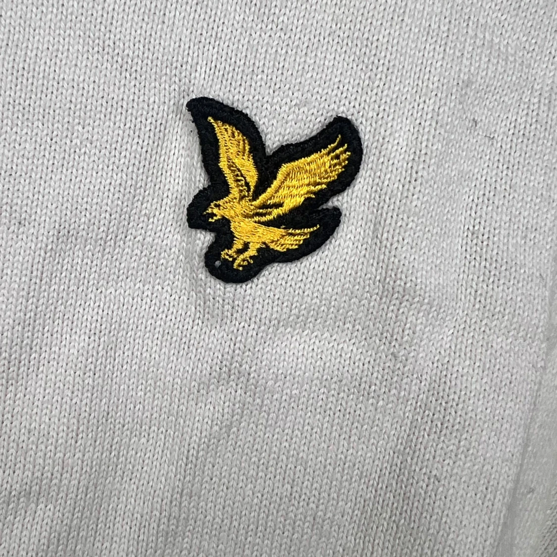 Vit v-ringad tröja från Lyle & Scott - 3