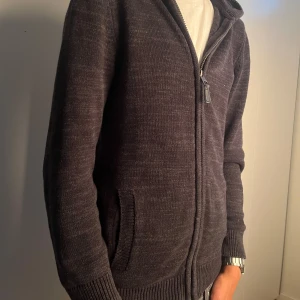 Tröja - En riktig fet tröja. Storlek:150 (barnstorlek)