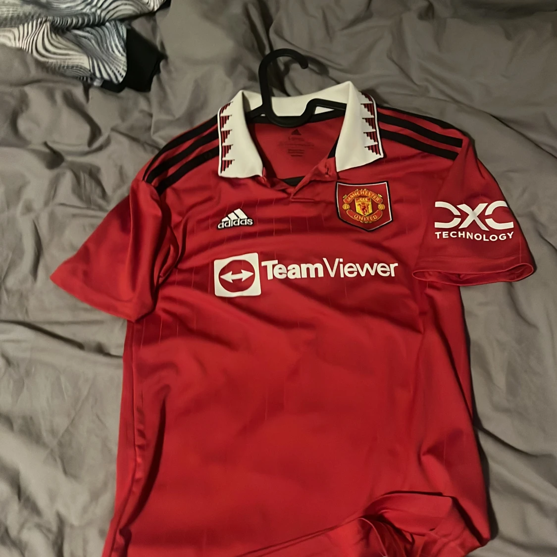 Manchester United Adidas matchtröja röd