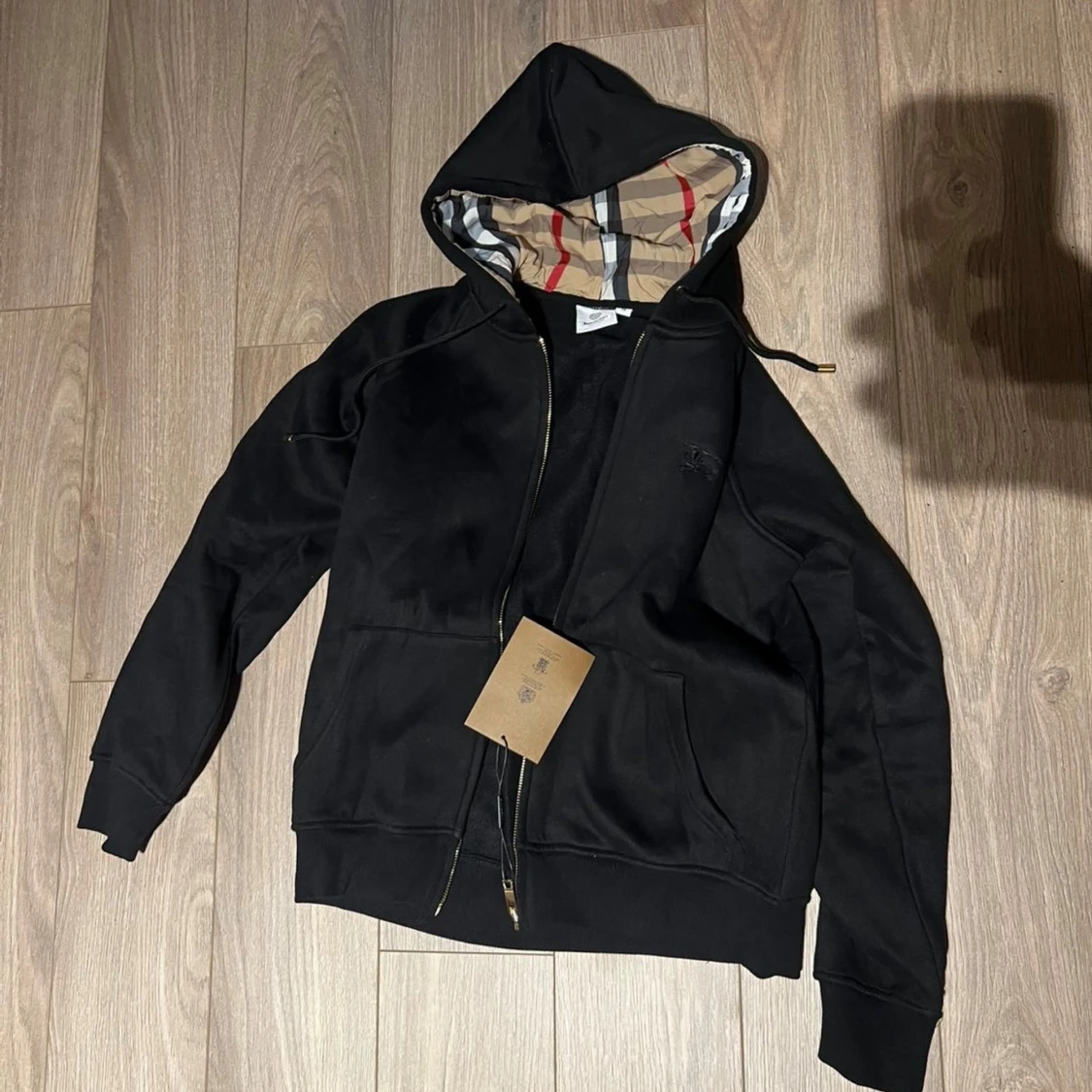 Svart Burberry hoodie