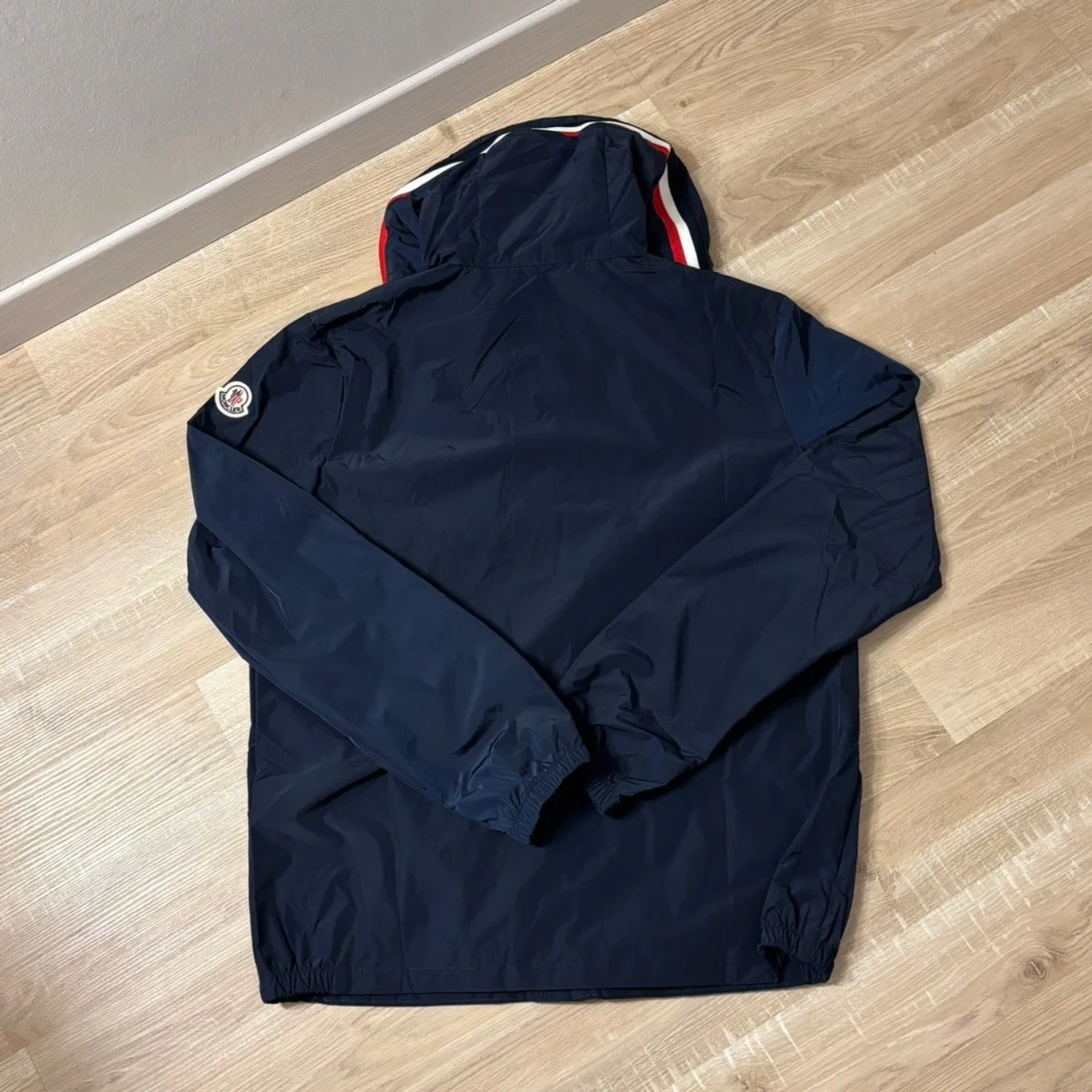 Mörkblå vindjacka från Moncler - 1