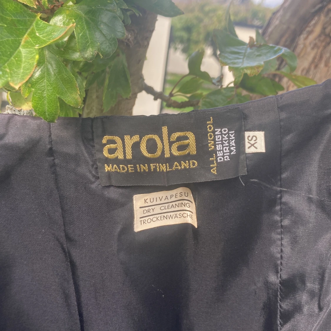 Svart långkjol från Arola i ull XS - 2