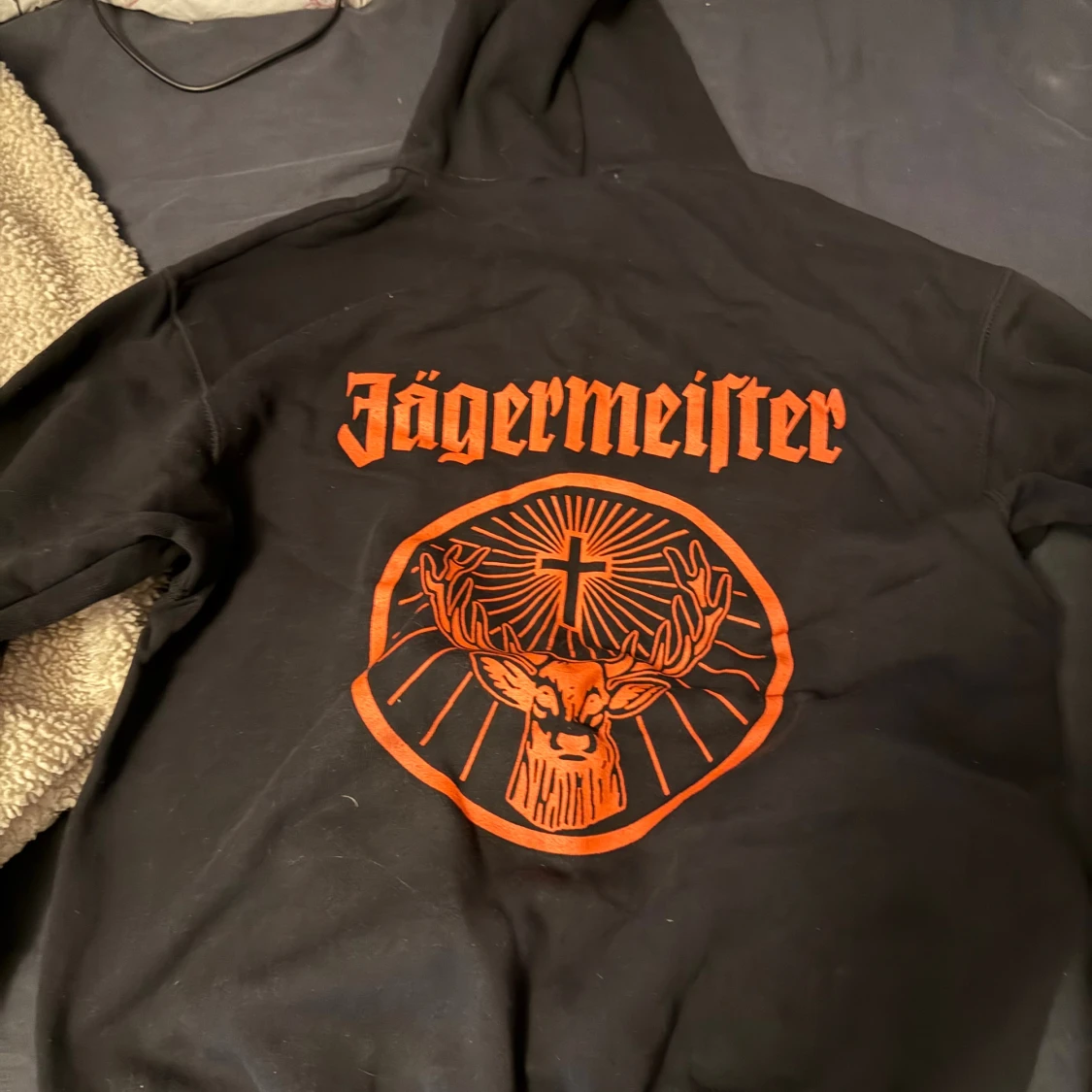 Svart Jägermeister hoodie med tryck - 1