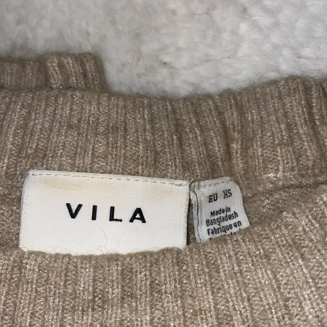 Beige stickad tröja  - 2