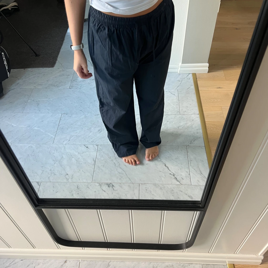 Marinblå byxor med snörning - 1