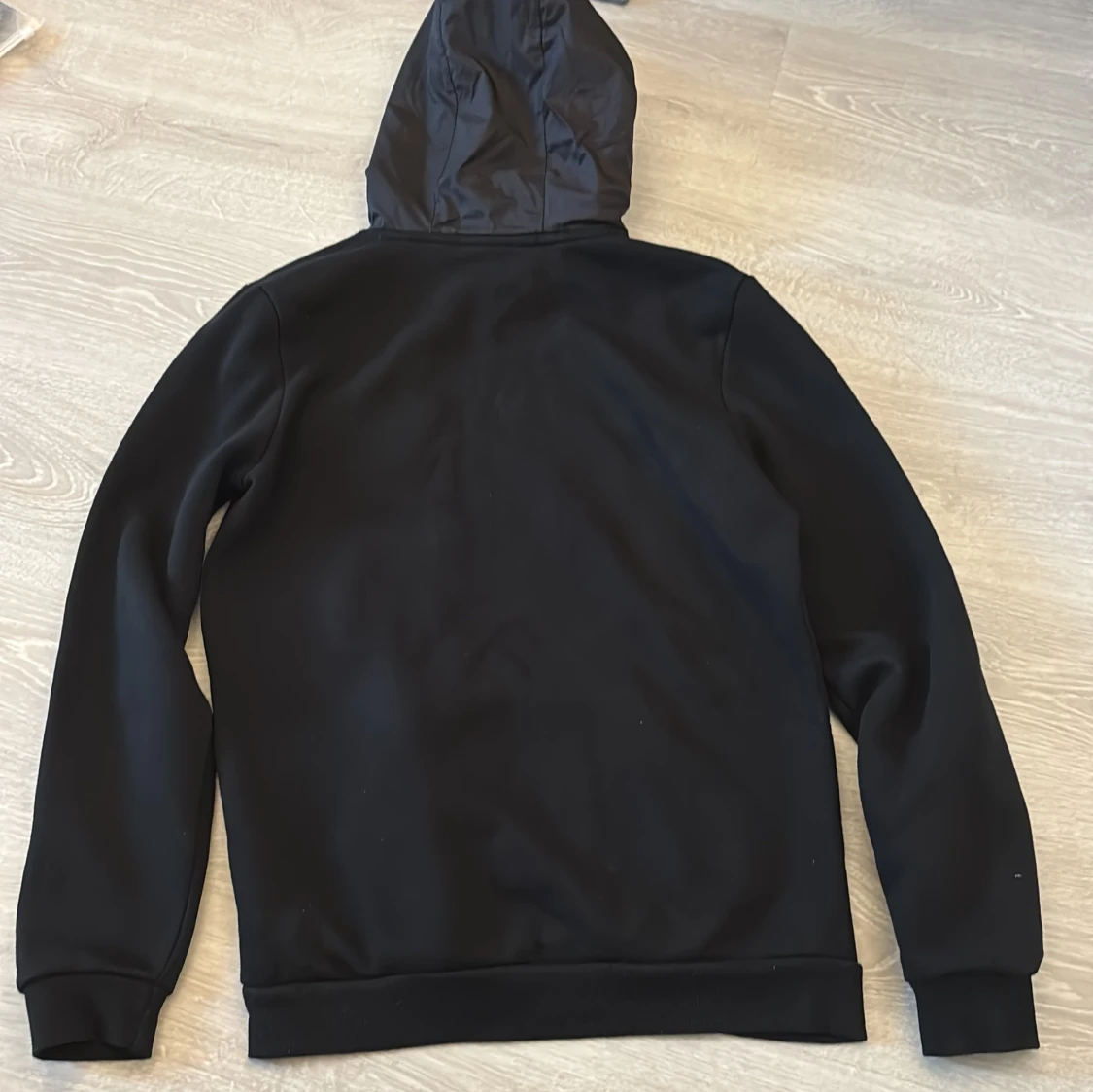 Svart hoodie Supply & Demand S - 3