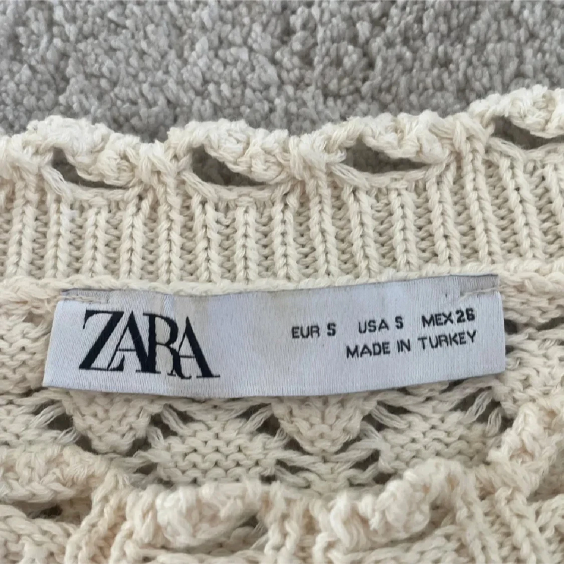 Beige stickad topp från zara - 2