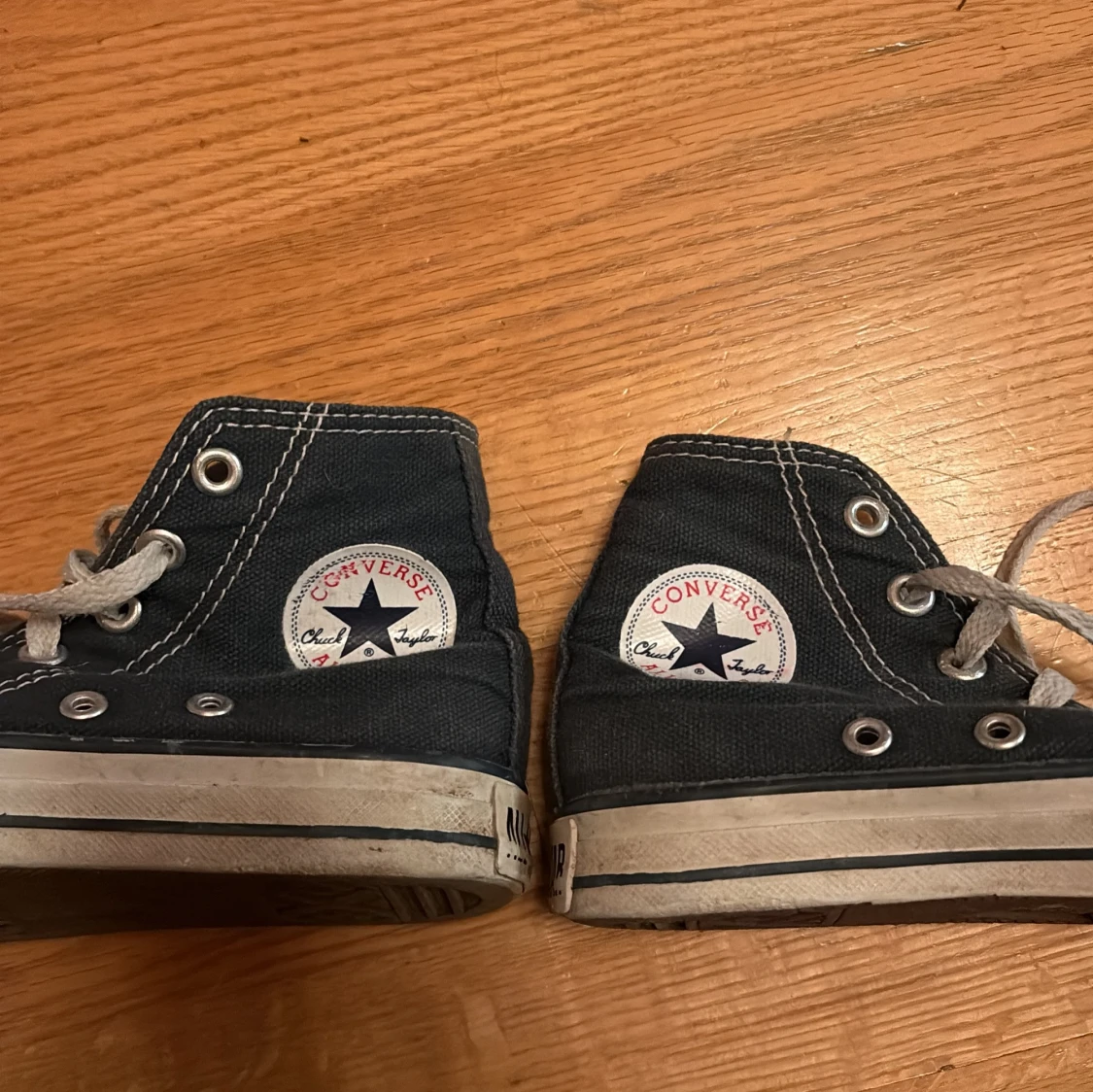 Svarta Converse Chuck Taylor All Star - 1