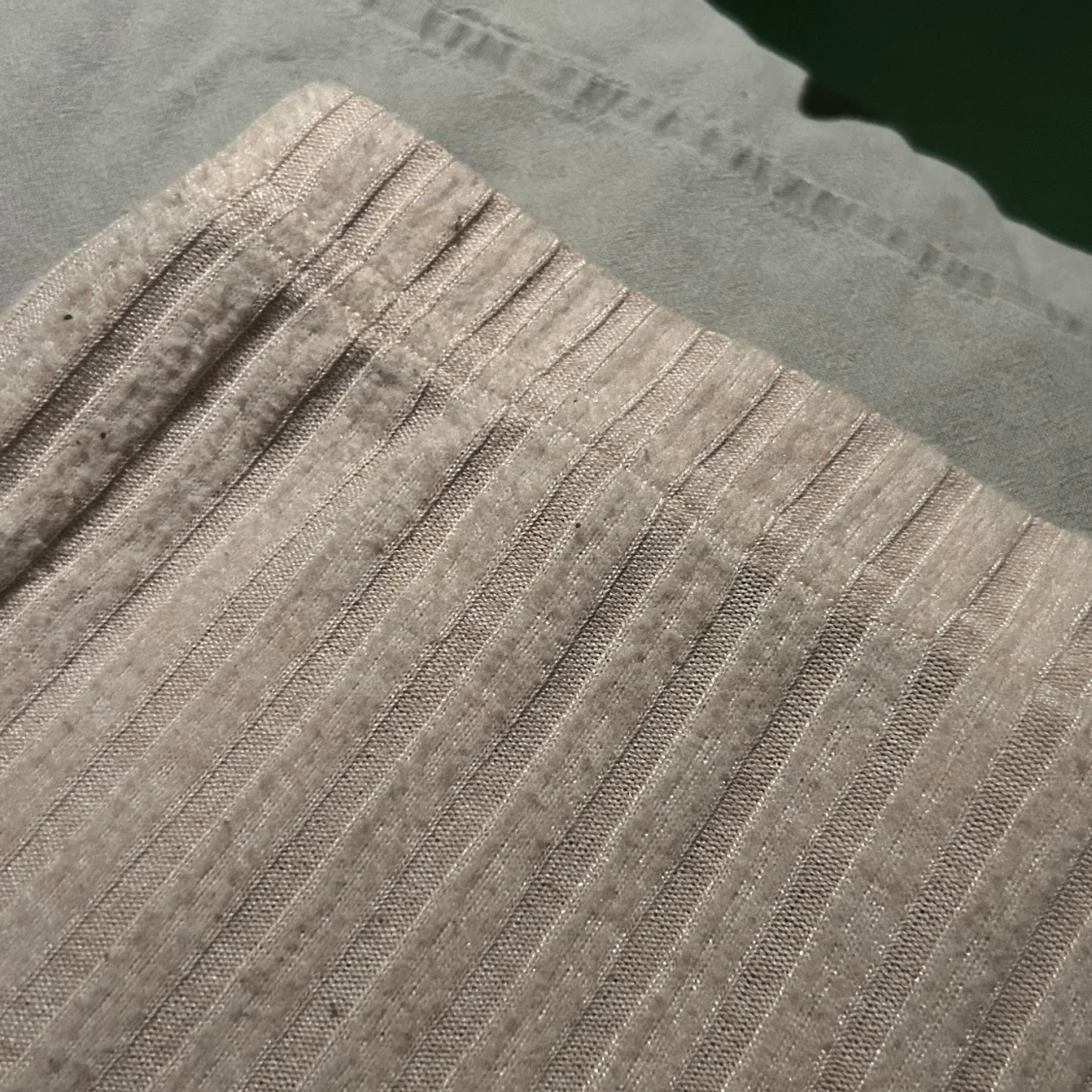 Beige ribbade mjukisbyxor  - 2