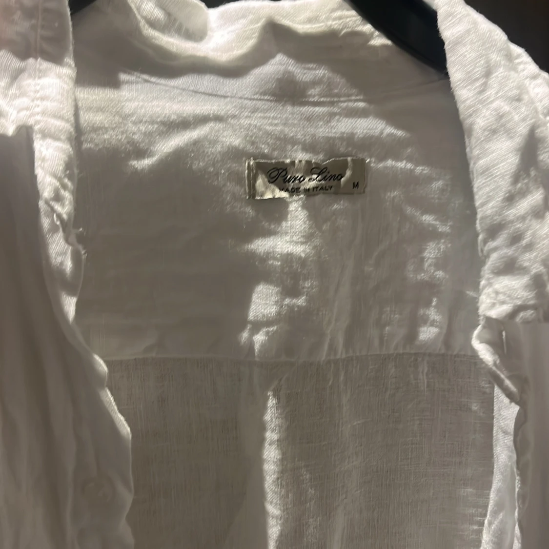 Vit linneskjorta från Puro Lino