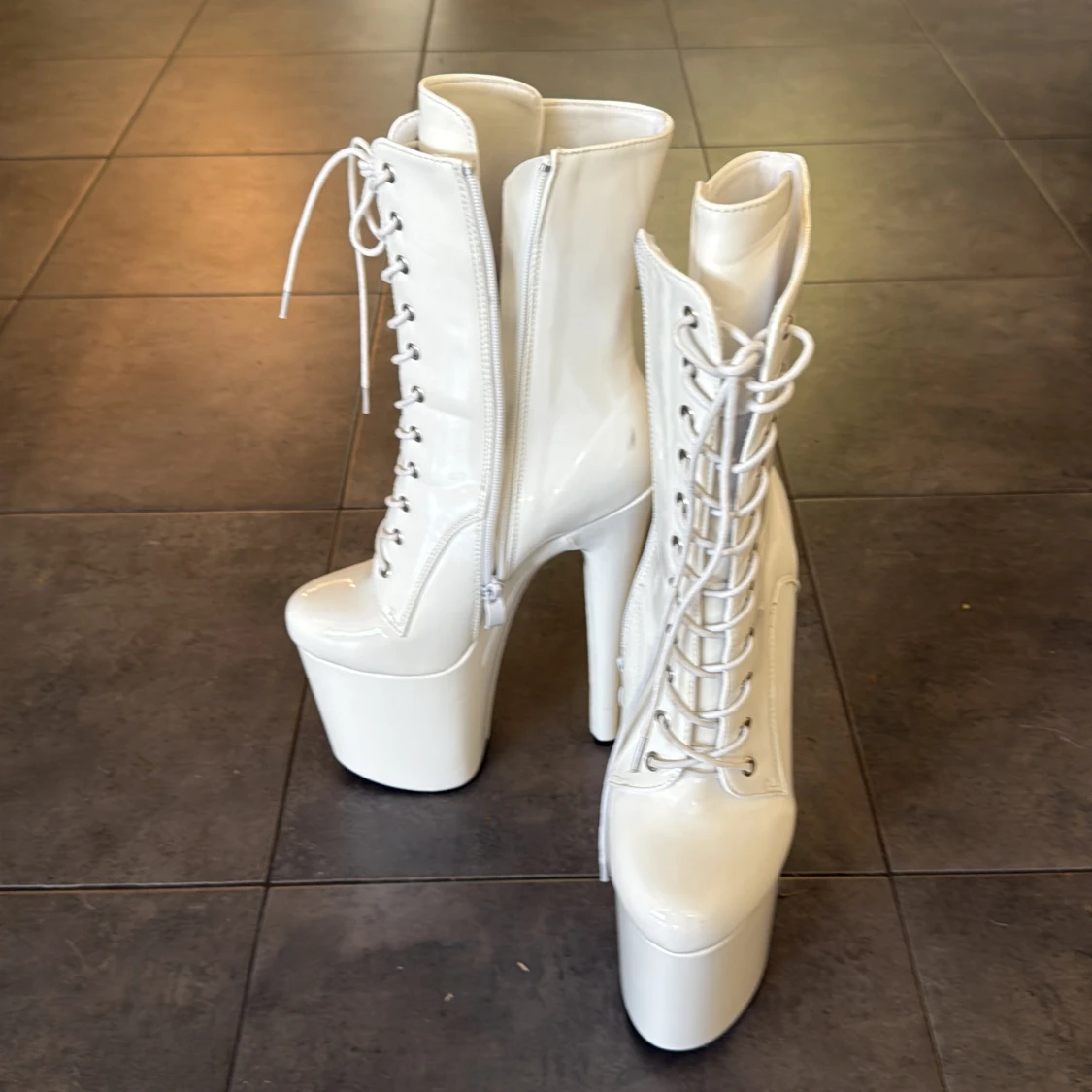 17 cm Vita Högklackade Låga Stövlar - 2