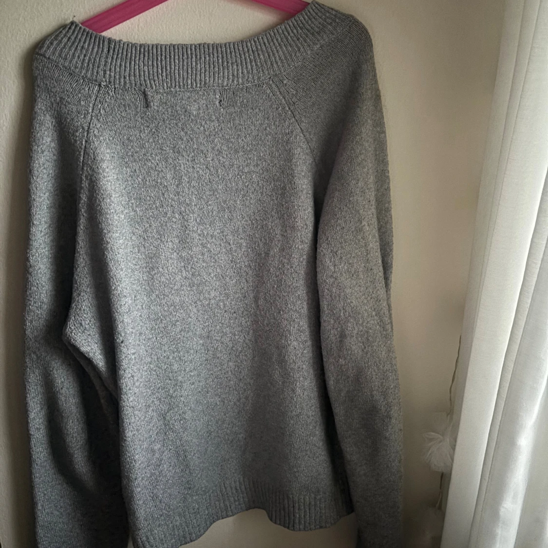 Grå stickad tröja från Vero Moda - 1