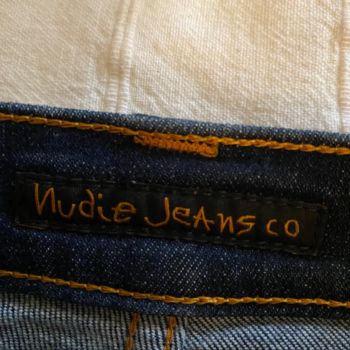Mörkblå jeans från Nudie Jeans Co - 2