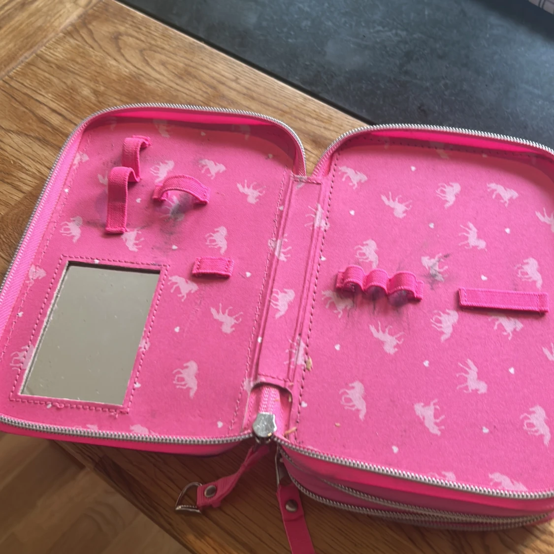 Rosa plånbok med hästmotiv Hugs & Kisses - 2