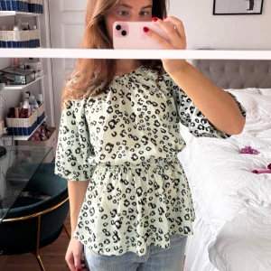 Blus!  - Snygg blus från By malina