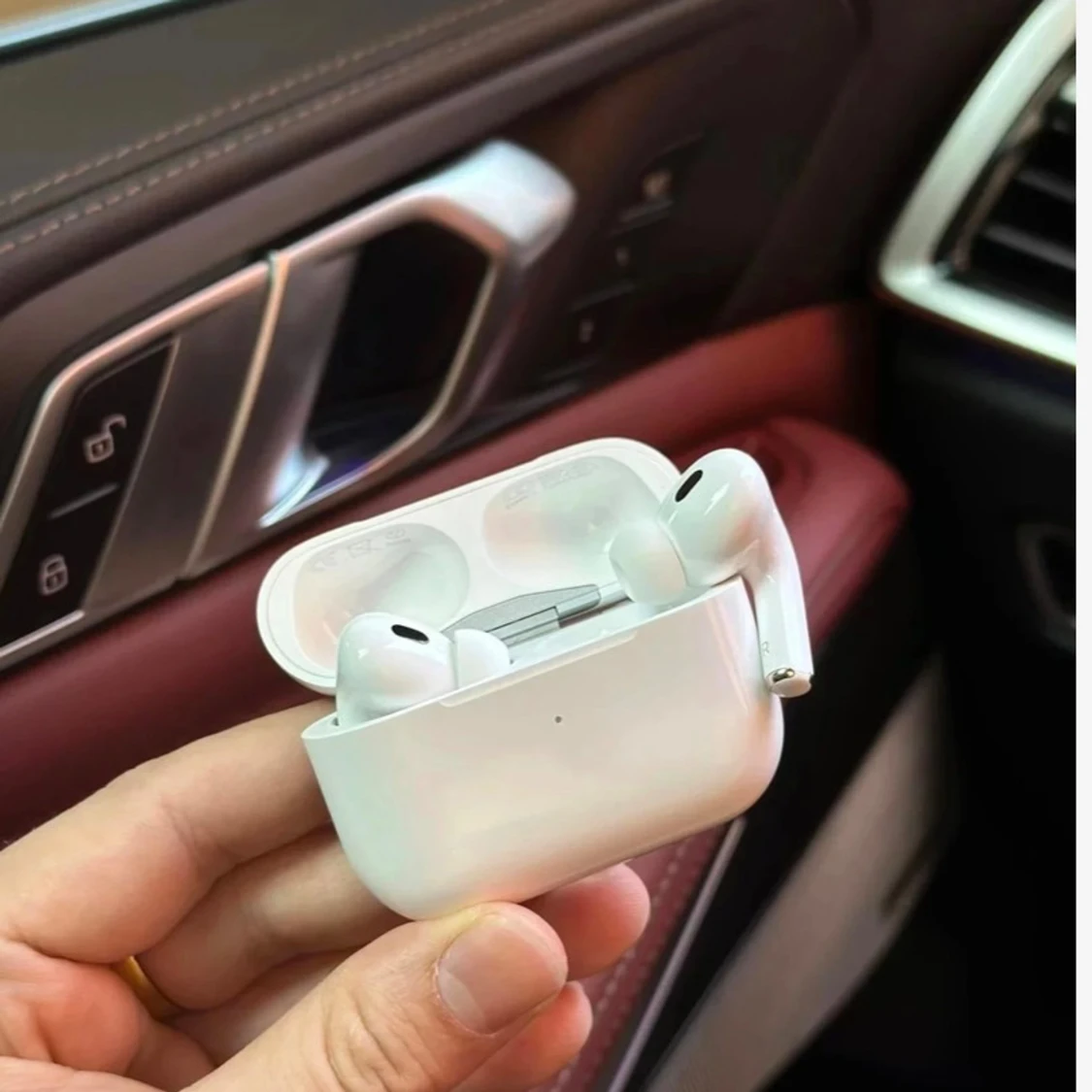 AirPods Pro - 2