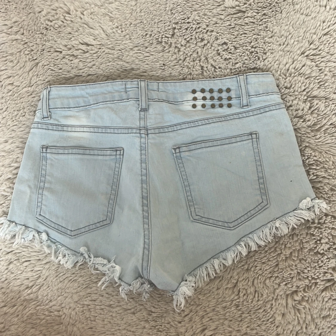 Ljusblå jeansshorts från Denim Life - 1