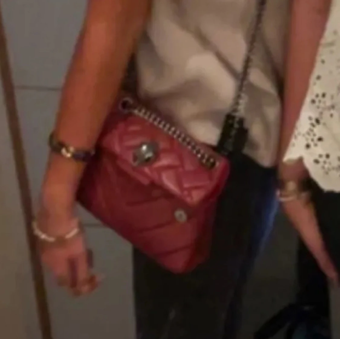 Kurt Geiger Röd quiltad axelväska med kedja - 1