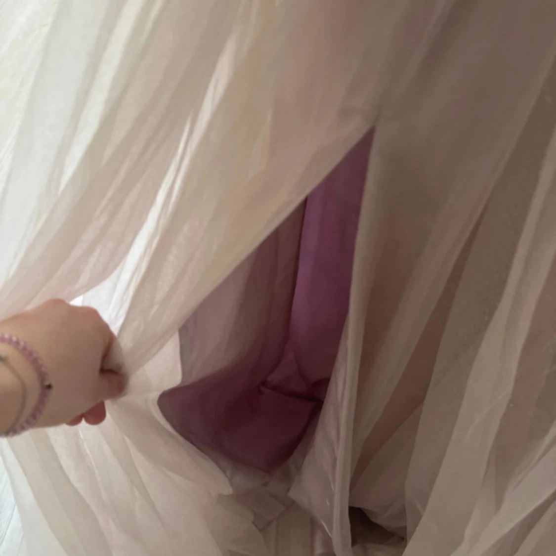 Ljuslila/rosa långklänning med spets och glitter - 2