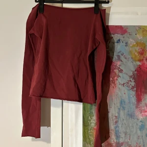 Off shoulder  - Off shoulder tröja, inte använd✨