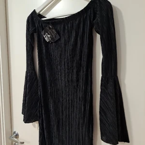 Klänning  - Storlek xs