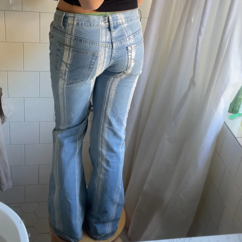 As coola randiga jeans köpt vintge!. Jeans & Byxor.